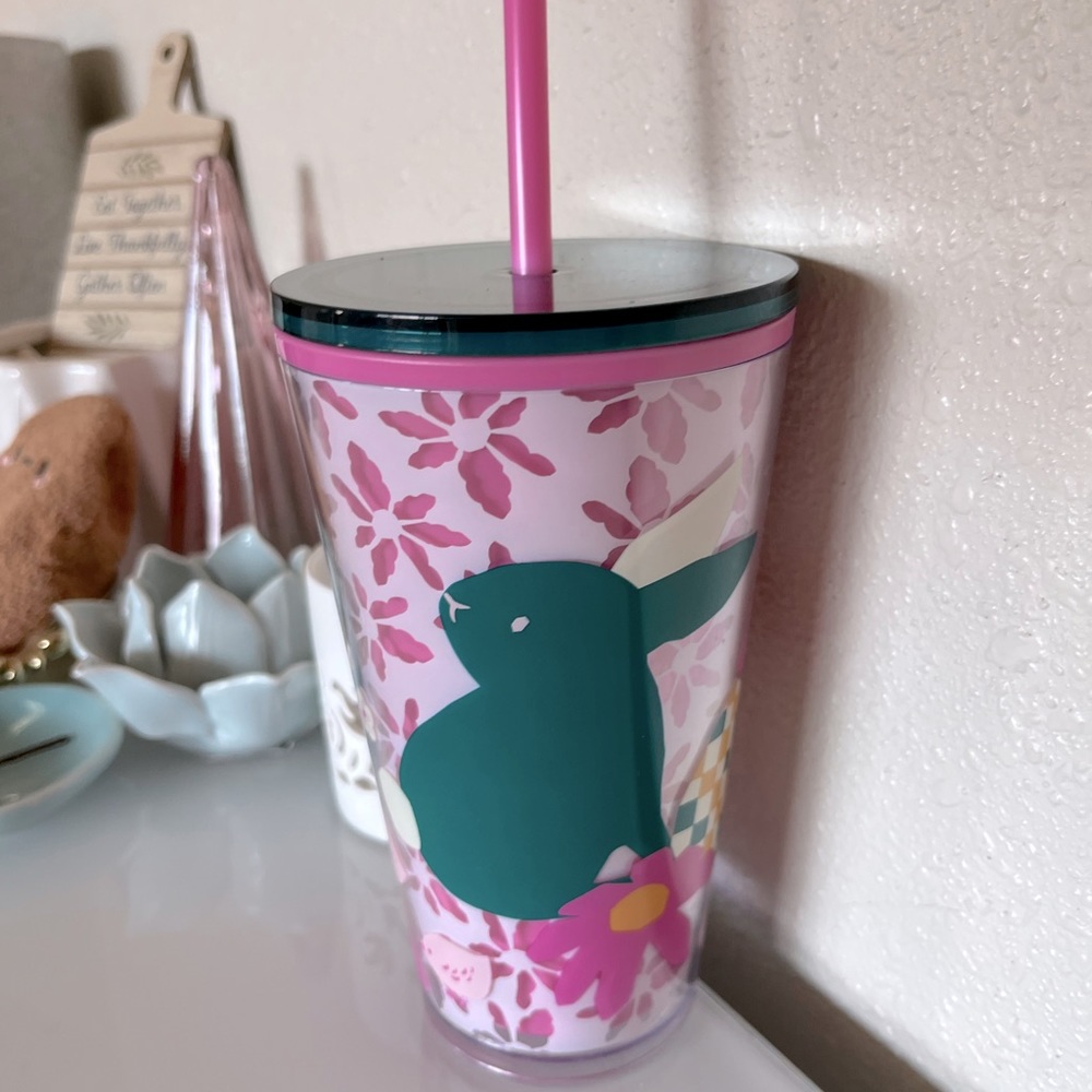 NWT 🐰 Starbucks 16 oz Super Cute 2023 Limited Edition Spring Design Travel Cup.
